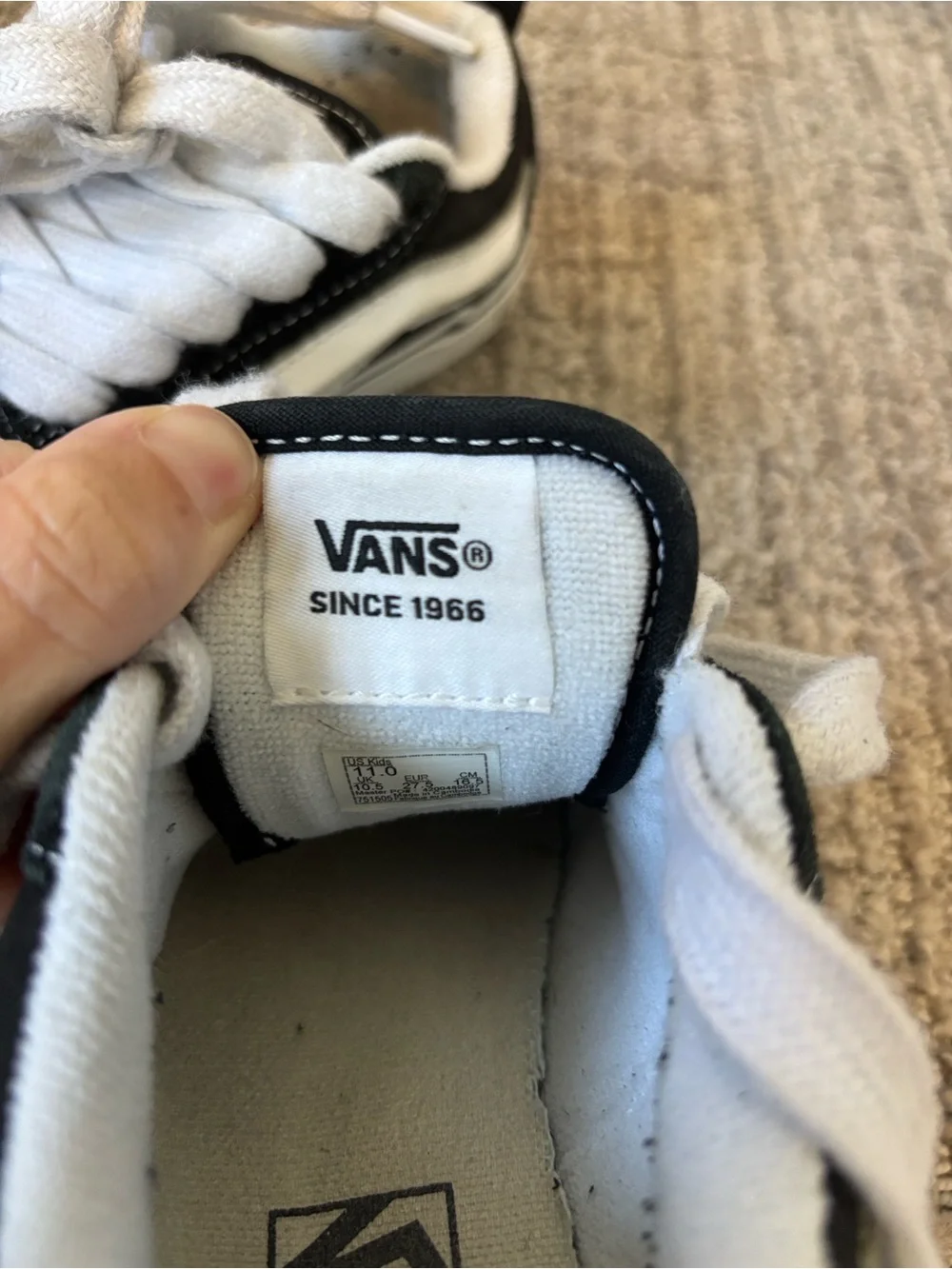 Vans kids knu